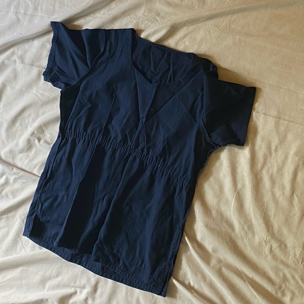 Scrub top